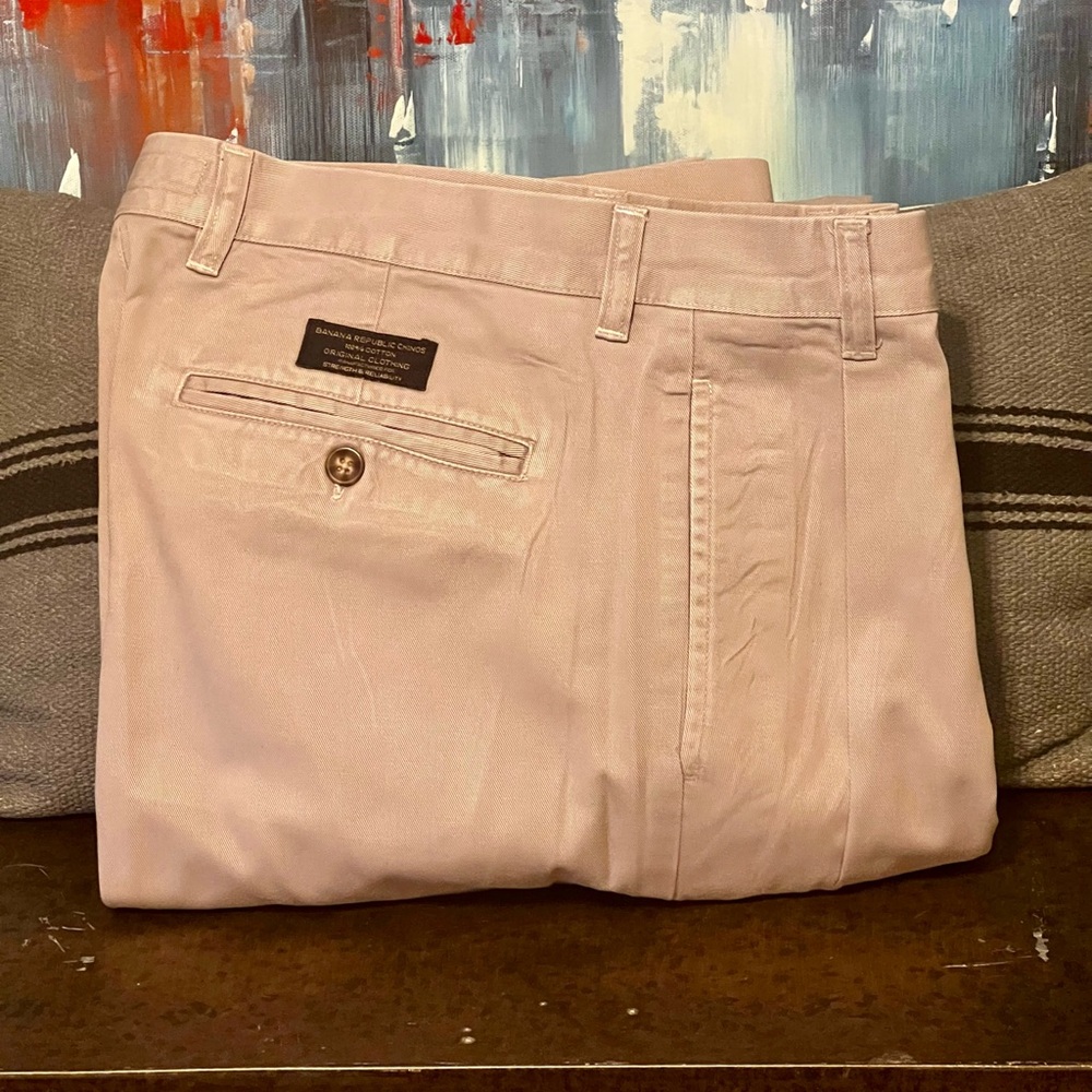 BANANA REPUBLIC 🏷️ Traveler Chino